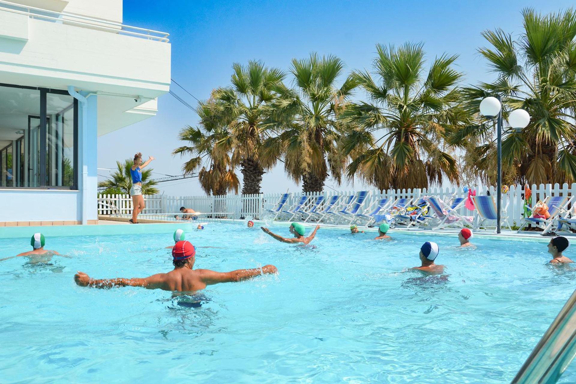 Azzurro Aparthotel 3*