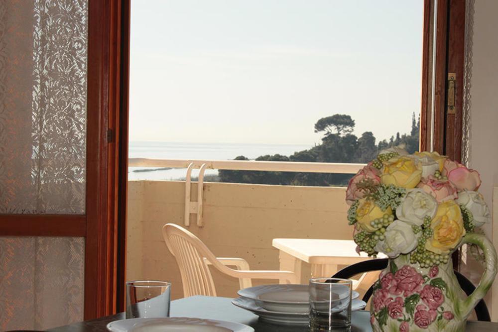 Azzurro Aparthotel 3*